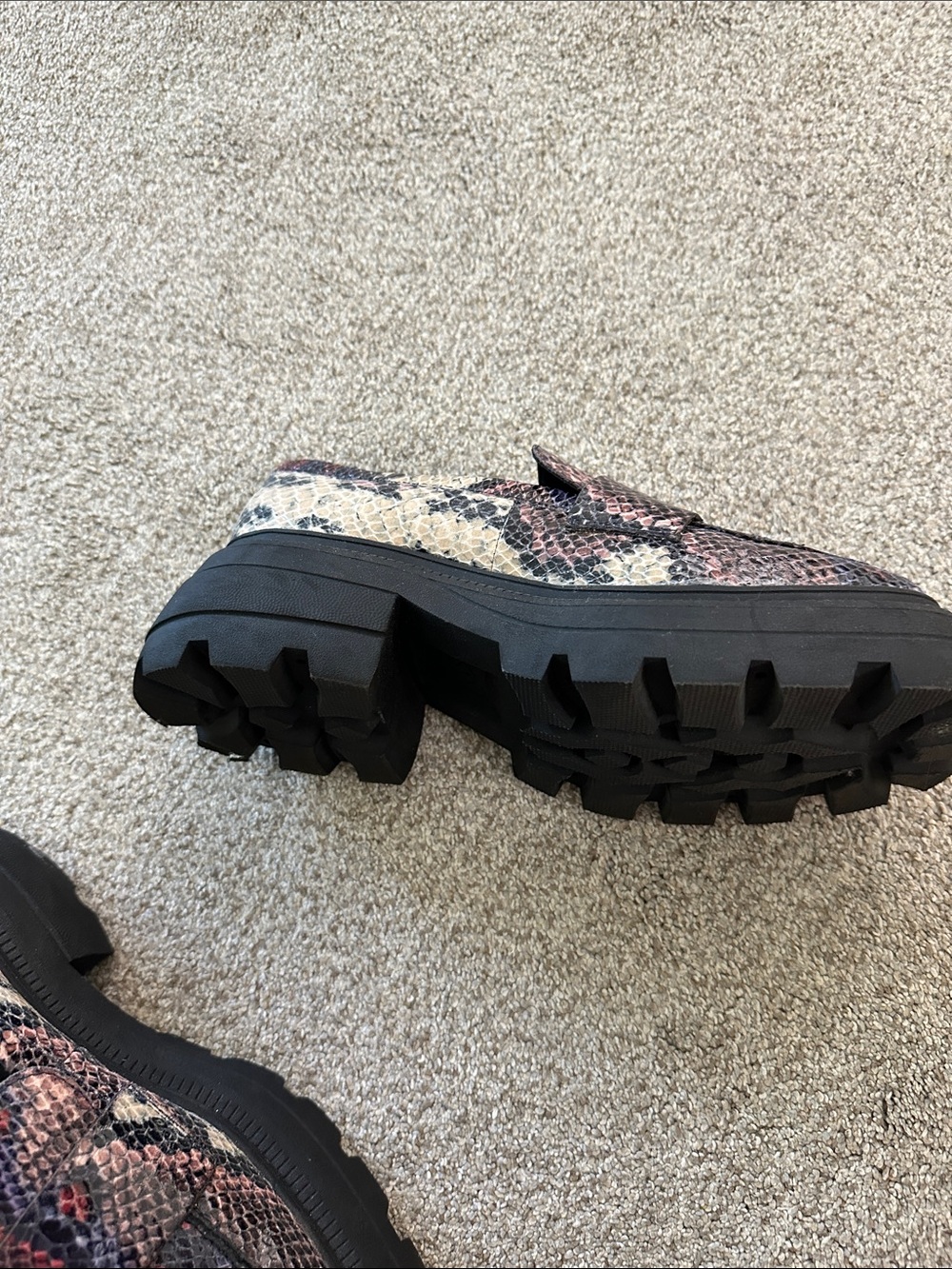 Katy Perry geli combat loafers size 8M in red: purple multi snakeskin print - Picture 6 of 6